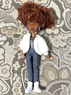 #Snapstar 10” Fashion Doll IZZY by Yulu Articulated Body for Posing Snap Star